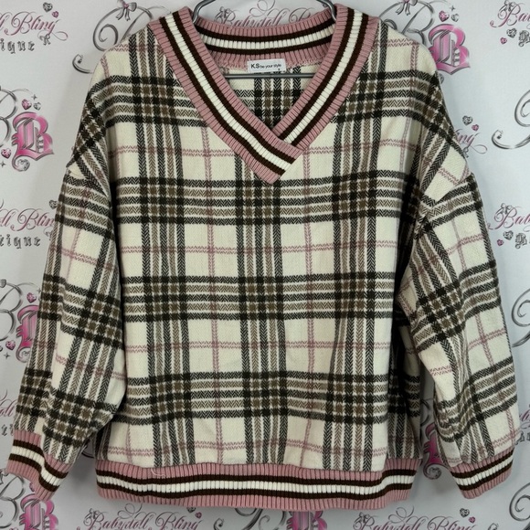 k.s be your style Sweaters - K.s be your style sweater stripes Plaid V-Neck Sweater - Cream and Pink knit